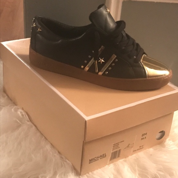 Michael Kors sneakers - Picture 1 of 3